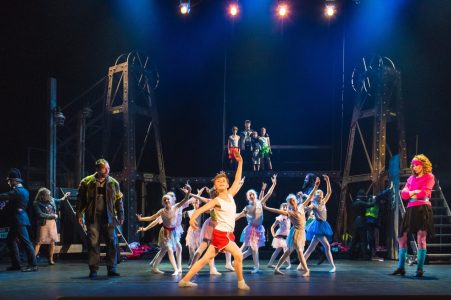 Fotka z představení Billy Elliot
